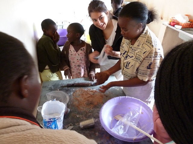 Volunteer Mehves Bakery June2010